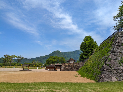 青空の松代城　北不明門