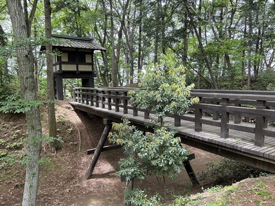 櫓門と木橋