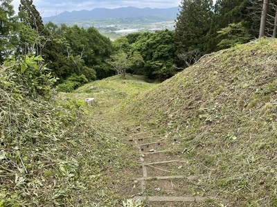 守り手側からの坂虎口