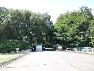 加納公園北入口