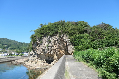 城山西側の断崖