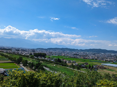 林城から眺める松本市の風景