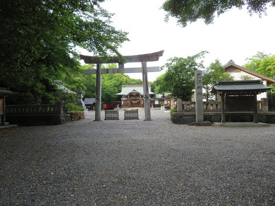 本丸（巴江神社）