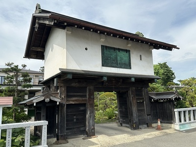 円城寺門