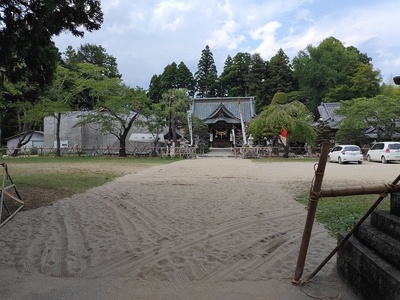 相馬野馬追会場と小高神社本殿