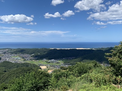 山上の丸からの鳥取砂丘