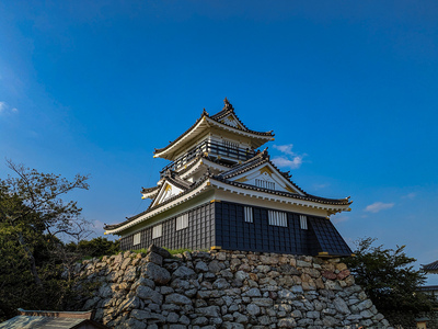 青空の浜松城　