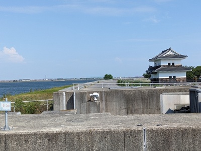 揖斐川と蟠龍櫓