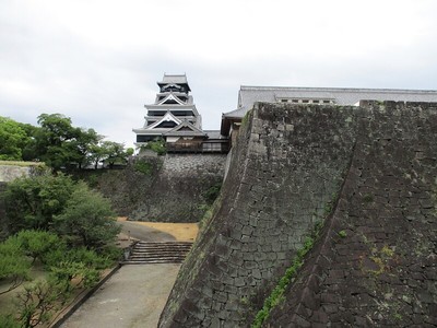 二様の石垣