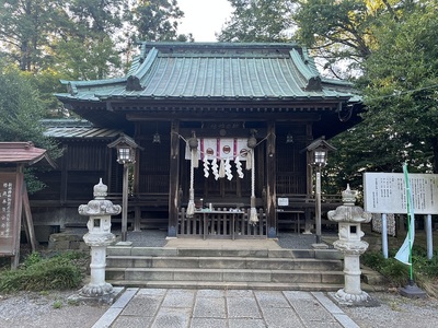 本丸跡に建つ新田神社