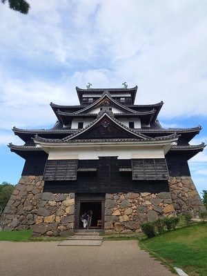 正面からの松江城天守