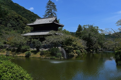 錦雲閣と水濠