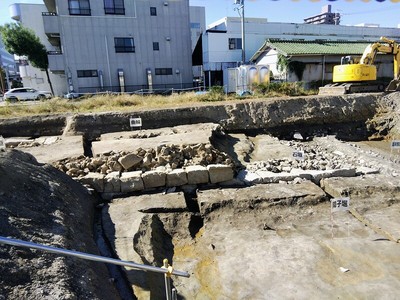 発掘調査現場（東側から）