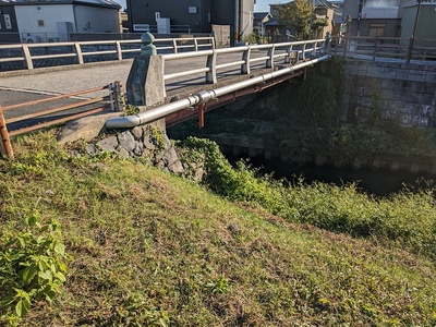 大手橋下石垣