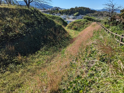 本丸北西空堀