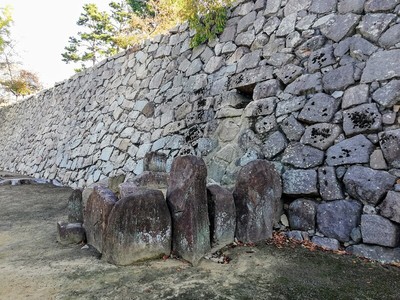 石垣の排水口