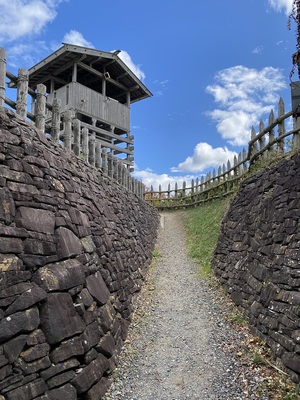 二の郭門から櫓への城景