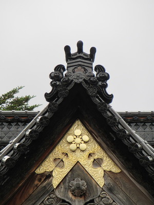 高岡関野神社・梅鉢紋