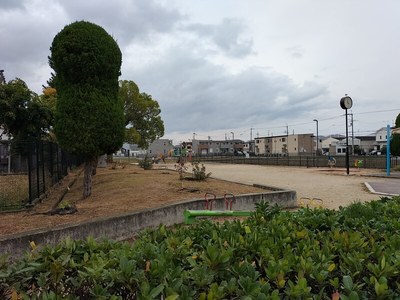 堀跡の城岸寺公園