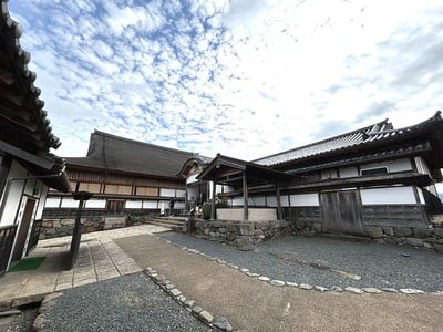 大書院と秋の空