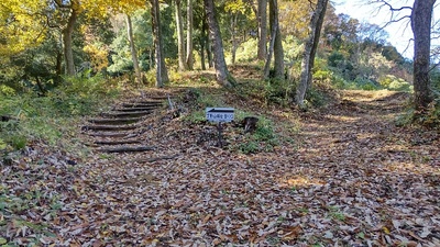 主郭への登り口