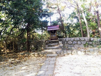 城山八幡社