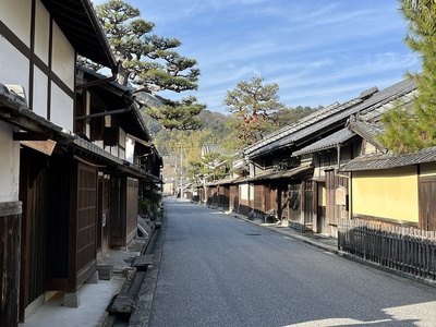 新町通りの街並み