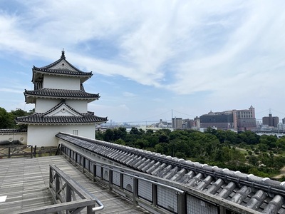 城壁から明石湾