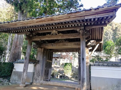 満光寺山門