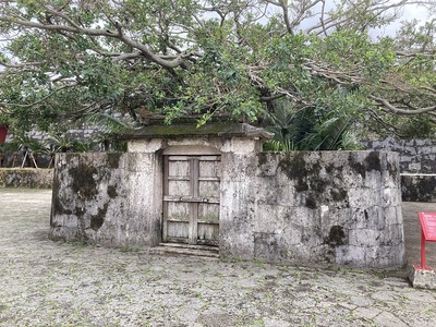 首里城　首里森御嶽