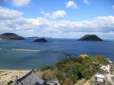 天守より唐津湾を望む