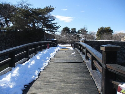 東不明門跡