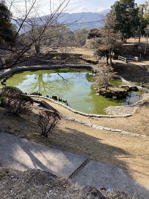 日月の池