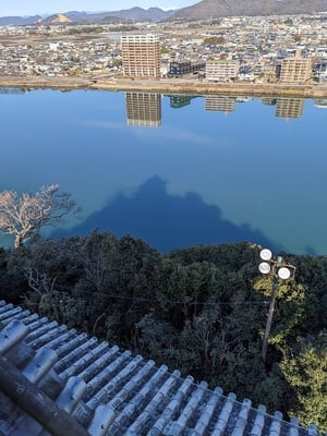 天守逆さ犬山城