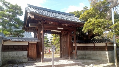 移築中門(来迎寺山門)