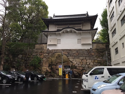 岡山城 西丸西手櫓（岡電東山線沿線より）