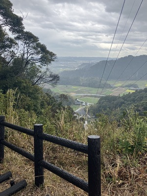 八幡台からの雨天の眺望