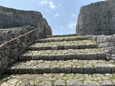 三の曲輪城門跡