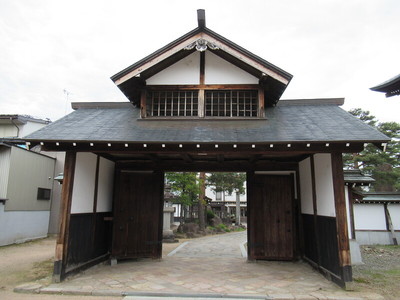 円光寺山門（境内から）