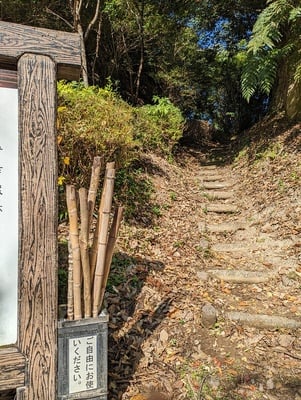 丸亀城（本丸）登城口