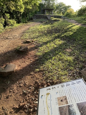 馬場通路、石塁