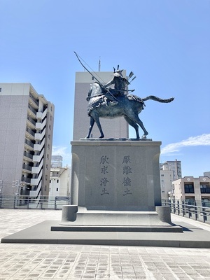 徳川家康公銅像