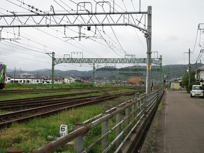 御館付近より春日山城を望む