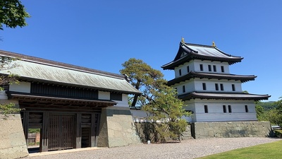 天守と本丸御門