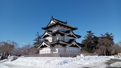 雪と天守