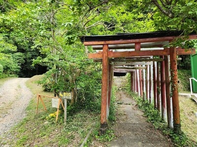 豊岡稲荷神社（登山口）