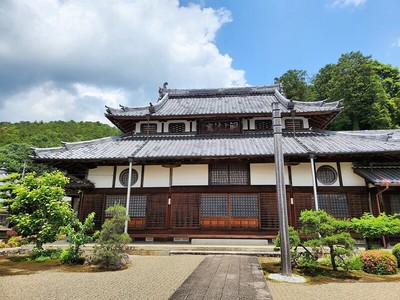 興禅寺（ 黒井城の下館跡）