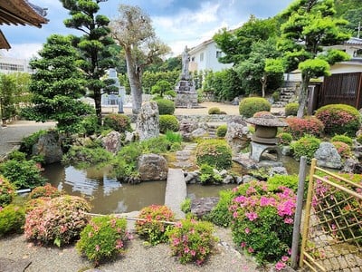 興禅寺（ 黒井城の下館跡）