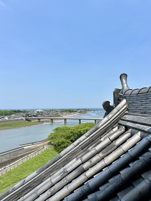 天守からの中津川