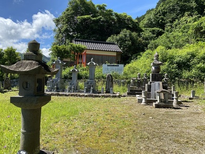 九鬼家の廟所